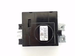 MERCEDES BENZ C-KLASSE W204 2012 Antennenverstärker A2048702789