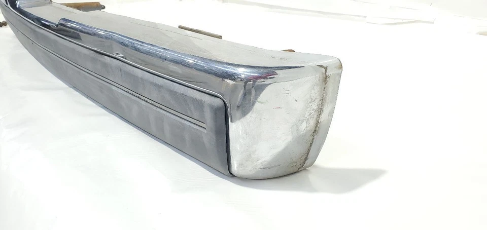Rear Bumper Chrome OEM 1984 1985 1986 1987 1988 1989 Lincoln Mark VII - Imagem 3 de 4