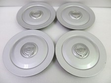 Chrysler 300 2005-2008 Silver Center Caps - Set Of 4 - 2242 - Oxa74trmaa - Oem Chrysler 300 2005-2008 Silver Center Caps - Set Of 4 - 2242 - Oxa74trmaa - Oem