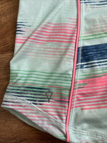 Girls IVIVVA workout tank top, size 12, crisscross Racerback, activewear support - Picture 4 of 5