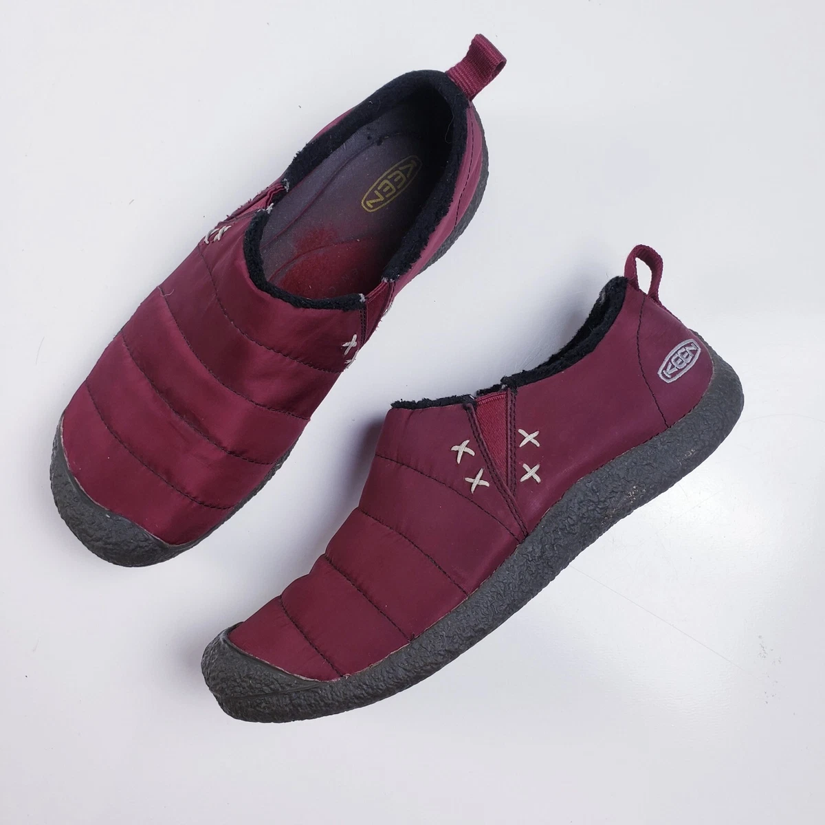 Keen Howser II Women's Size 10 Maroon Red Quilted Lined Shoes