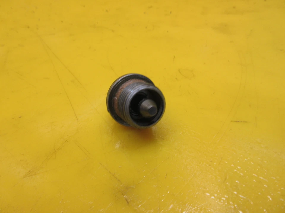 OEM HARLEY-DAVIDSON NIGHT ROD SPECIAL STREET V-ROD MOTOR ACEITE TAPÓN PERNO Foto 2 de 4