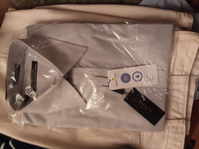 men's dress shirt, Hart Shaffner Max, 16 1/2, 34, originally 39.99