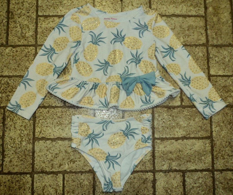 Tommy Bahama Girl's 2 Piece Swimsuit Set. Sz. 3T. Cute!