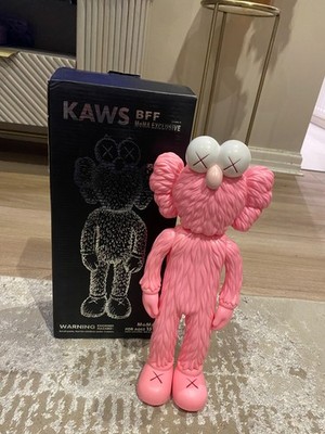 Kaws BFF Pink MoMa Exclusive Figur 36 cm - Neu