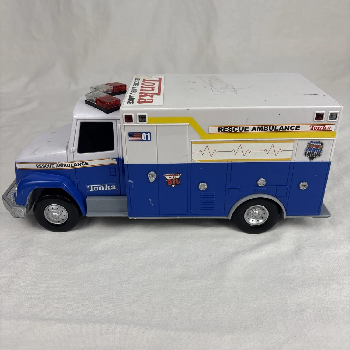 25+ Plastic Vintage Manufacture Diecast Ambulances for sale
