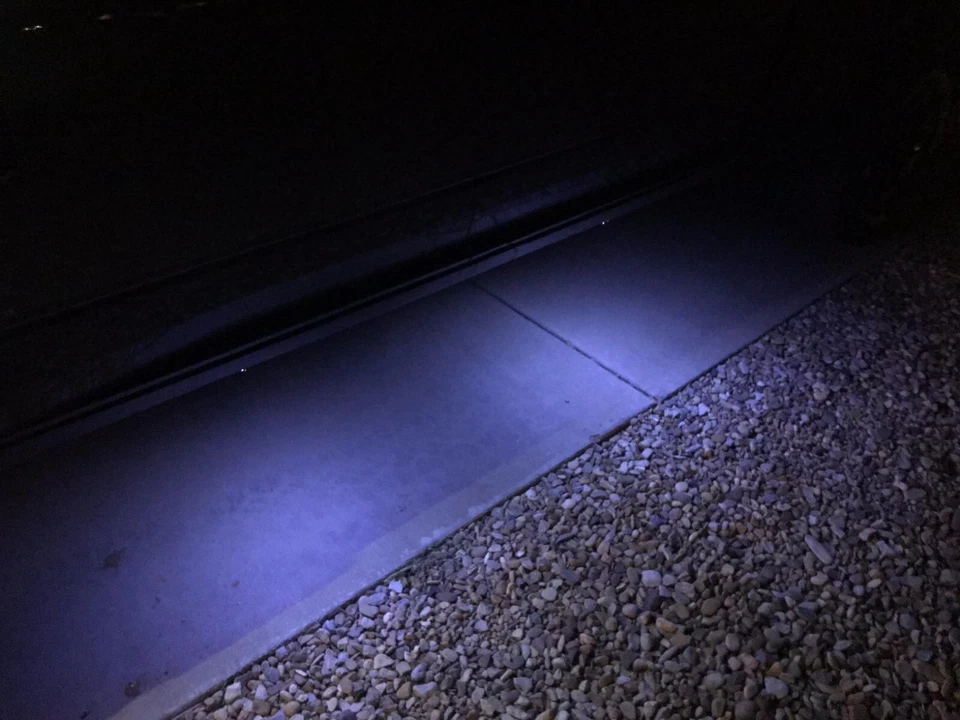 AMP PowerStep Plug N Play 跑步板 LED 适用于 16 - 2017 Ram 2500 3500 所有驾驶室 — 第 3/4 张图片