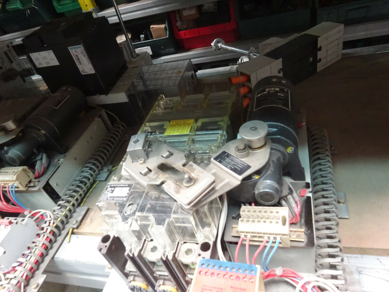 Klockner Moeller NZM9-250 circuit breaker 