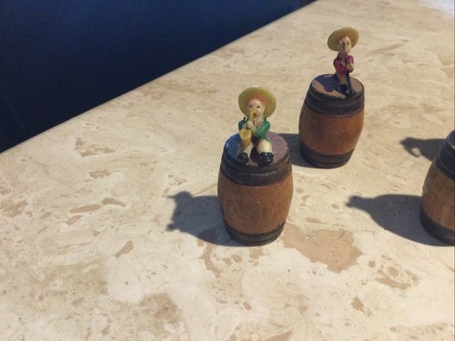6 x Vintage Miniature Musicians On Barrels Made In Japan Unusual Set Ex.Con! - Bild 2 von 12