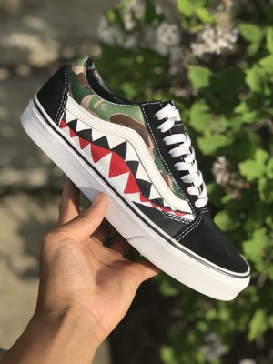 vans old school shark