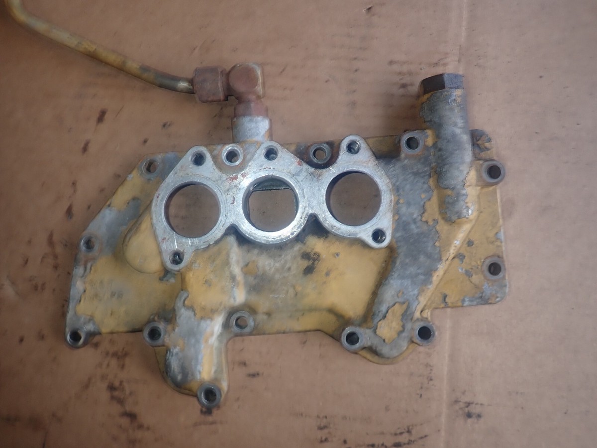 Caterpillar CAT 3114 Diesel Engine Oil Cooler Base 7W-9026 Backhoe