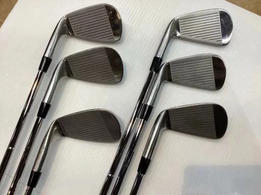 Titleist CB 718 Iron Set 5-9,Pw 6pc Flex Regular DG R300 Steel - Image 2 of 4