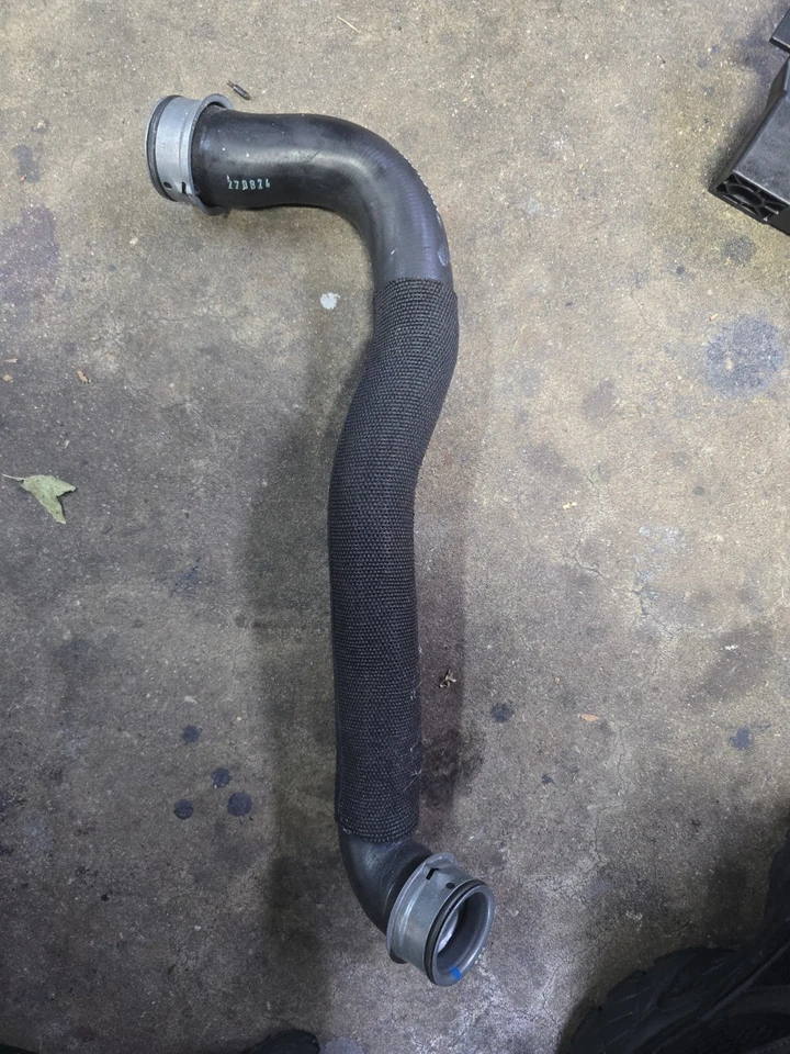 GENUINE MERCEDES 2075010182 Radiator Hose Mercedes-Benz E550 - Image 2 of 4