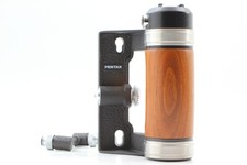  Top MINT w/ Synchro Cord PENTAX 67II Hot Shoe Wood Hand Grip 6x7 67 From JAPAN