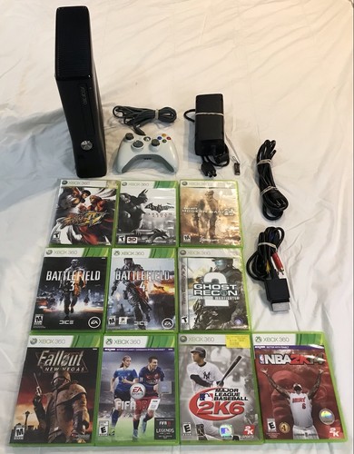 Xbox 360 Console 16GB + 10 Games Street Fighter IV + Batman + Call of Duty - Picture 3 of 10