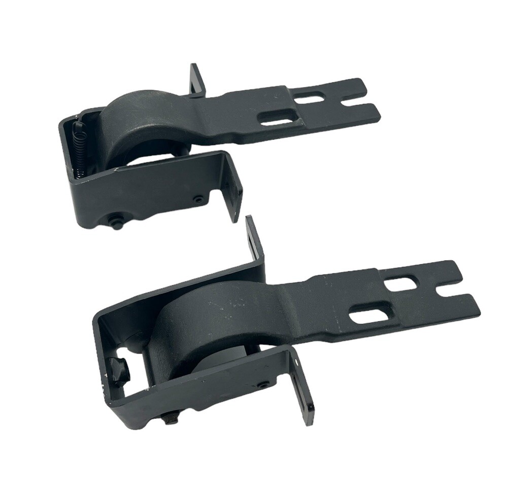 Dynacorn RH Upper & Lower Door Hinge Set – For 1955-1959 Chevy / GMC Truck – Right Side