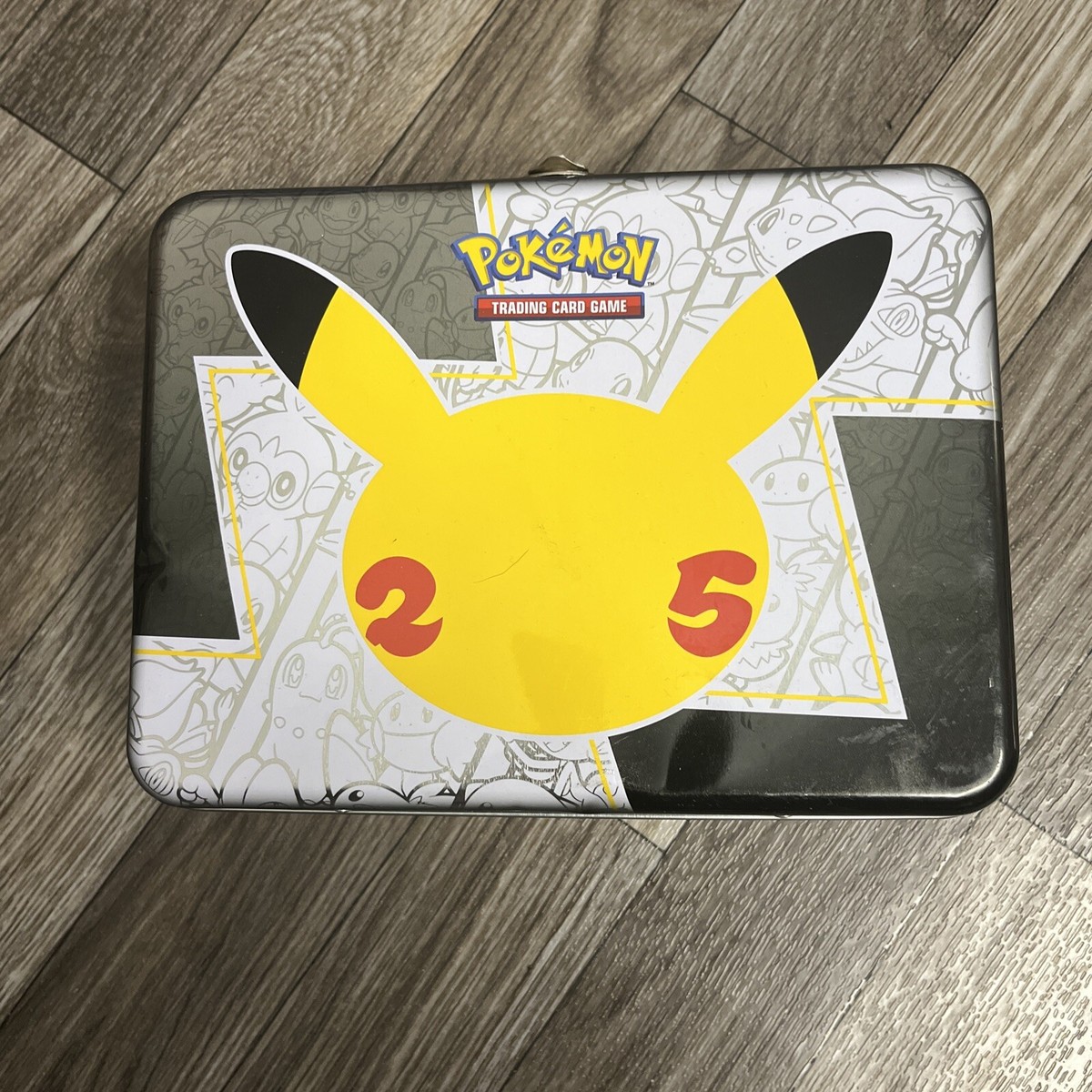 Pokemon TCG Celebrations Collector Chest - Multicolor 820650809415
