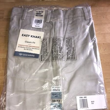 NWT Dockers Men's Easy Khaki Classic Fit Stretch Light Tan 30x32