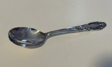 Oneida W.M. A Rogers Deluxe Limited Stainless Child Baby Spoon 4"