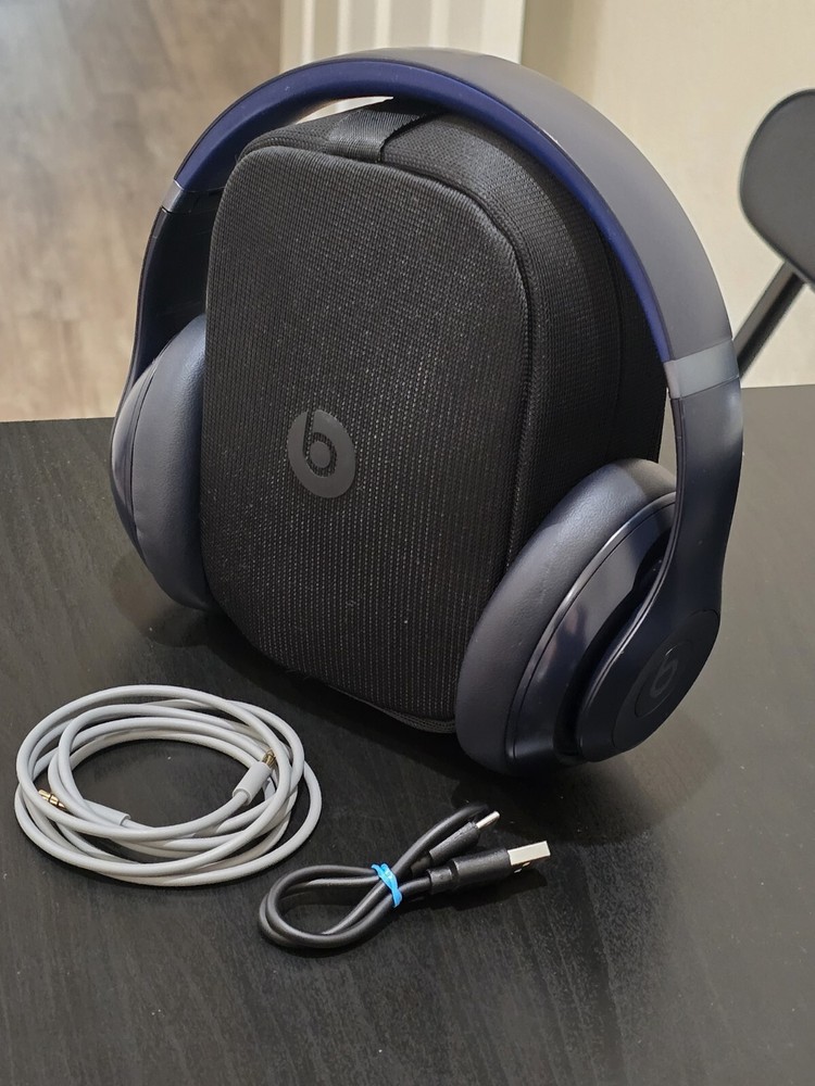 Beats by Dr. Dre Studio Pro Wireless Bluetooth Headphones - Navy
