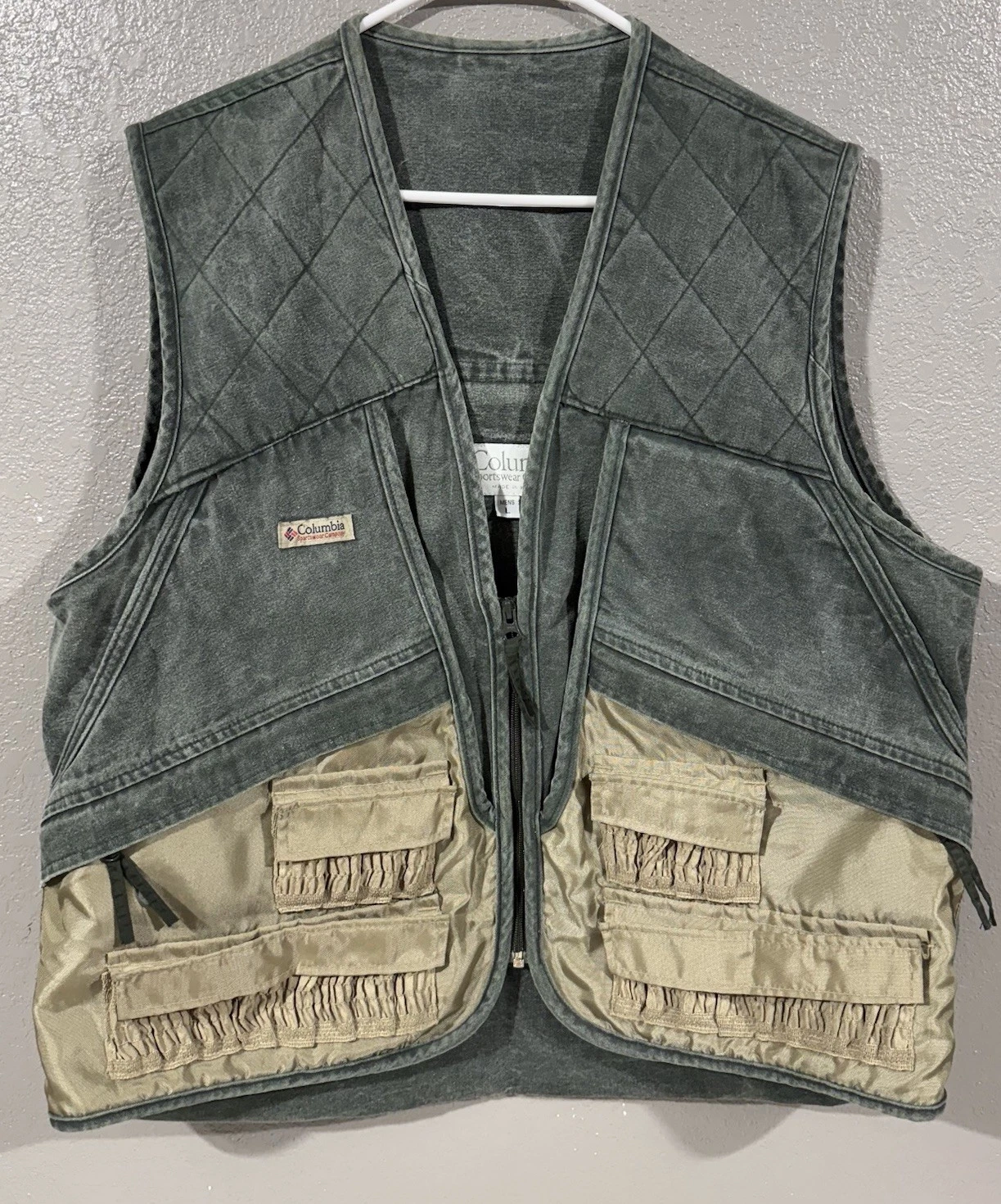 Vintage Columbia Sportswear Hunting Thick Denim Vest Mens Large Green Beige