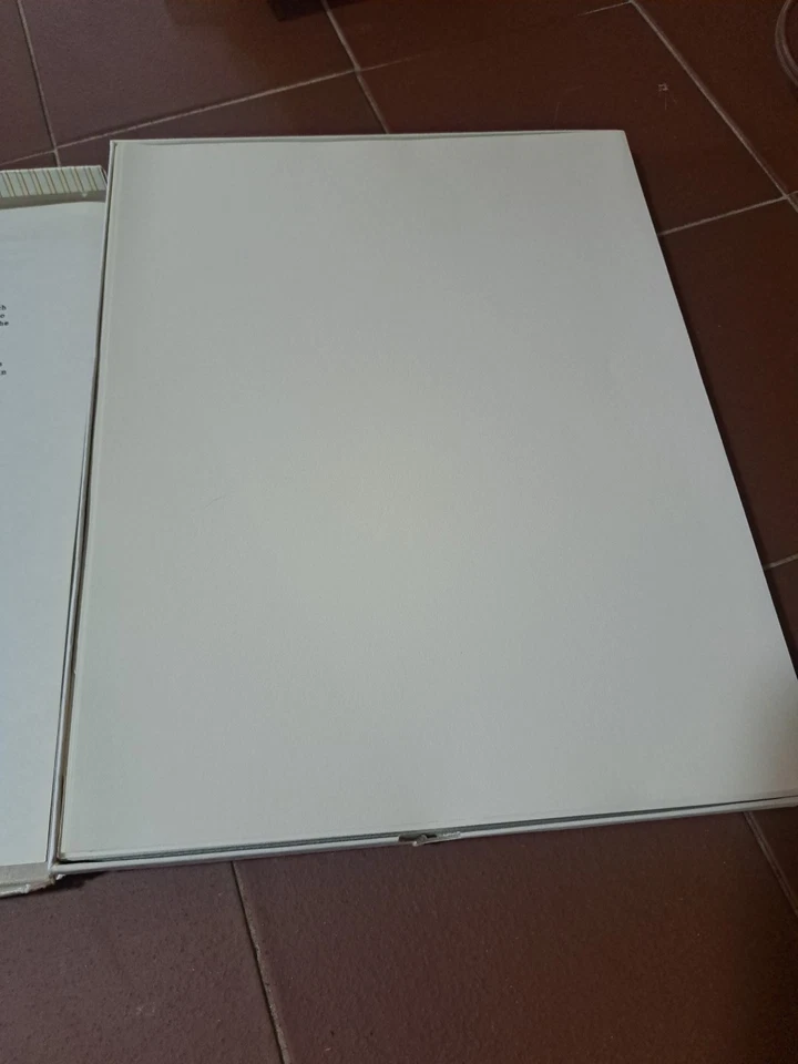 Papel de currículum Southworth 100 % fibra de algodón marfil 24 lb. Acabado Bond R14ICF Foto 4 de 4