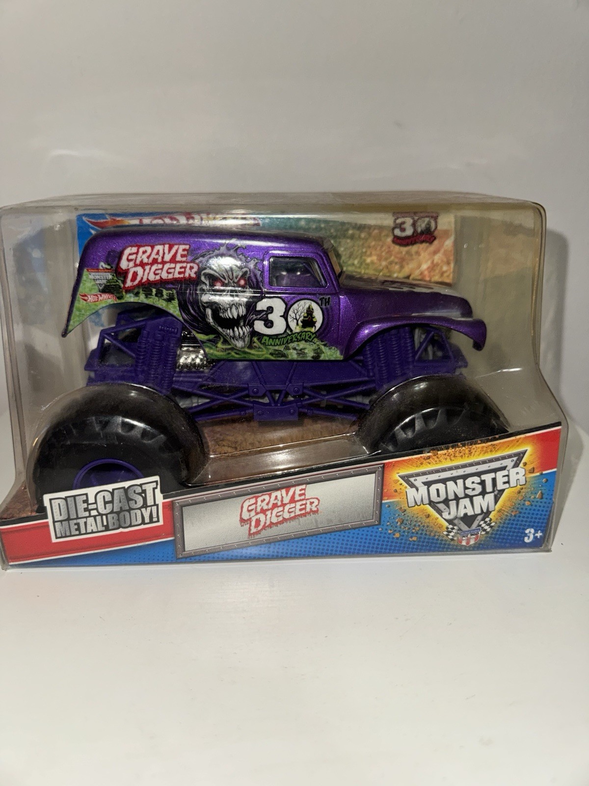 Hot Wheels Monster Jam Grave Digger 30th Anniversary Purple 1:24 Scale NEW