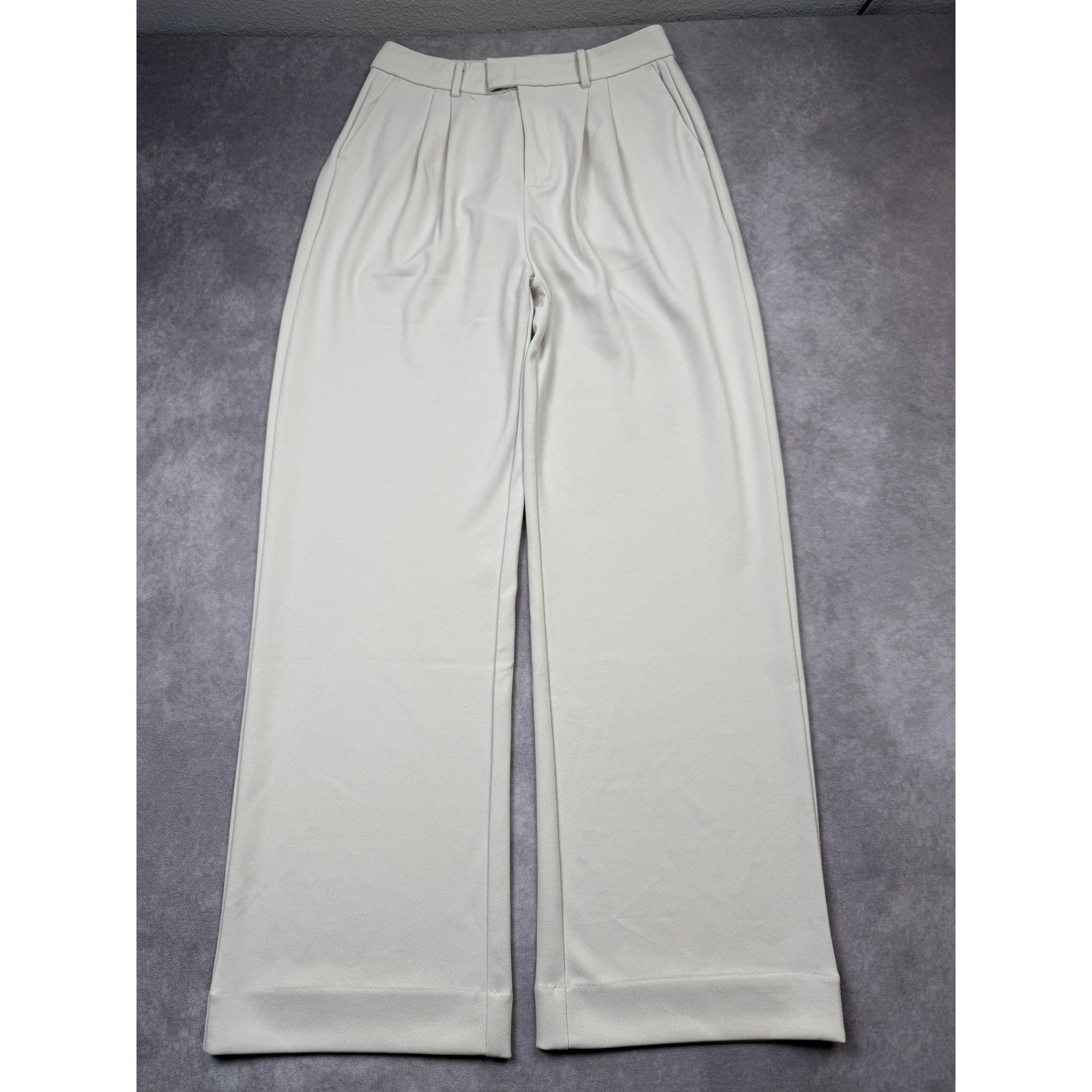 NWT CUTS Essential Pant Womens 8 Beige Bisque Pleated Wide Leg Trousers Stretch