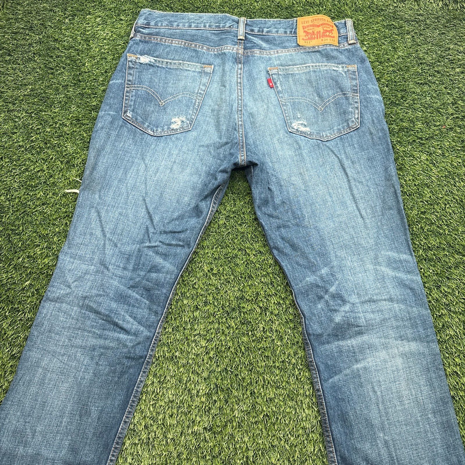 Levis 511 Slim Jeans Mens 34x32 BLue Denim Distressed Whiskers