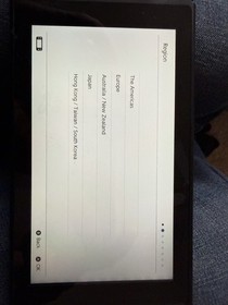 Nintendo Switch console 32 gb w/ joy-con controllers works as expected 