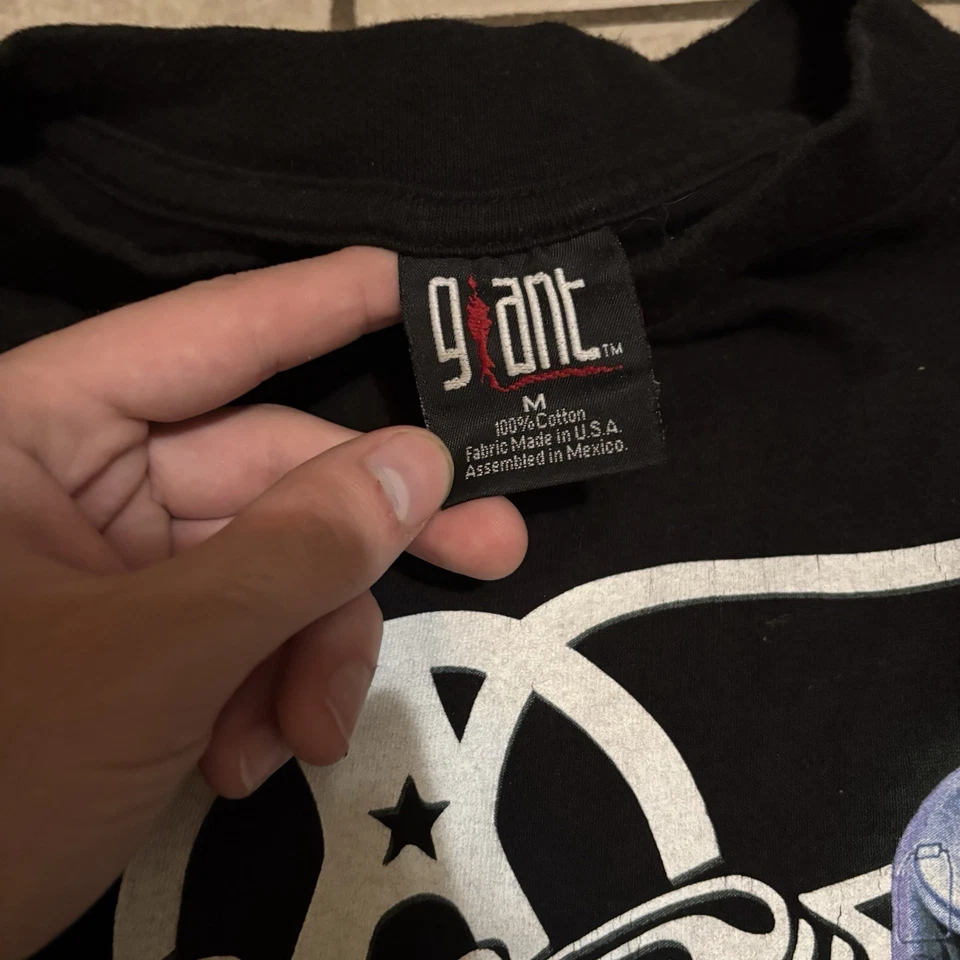 Vintage Aerosmith Shirt Hajime Sorayama 2001 Tour Concert Giant Men Sz Medium - Image 4 of 4