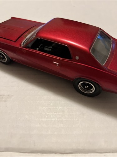 1969 Mercury Cougar XR-7 Built Plastic Model By AMT 1/25 Scale With Vintage Box - Picture 10 of 14