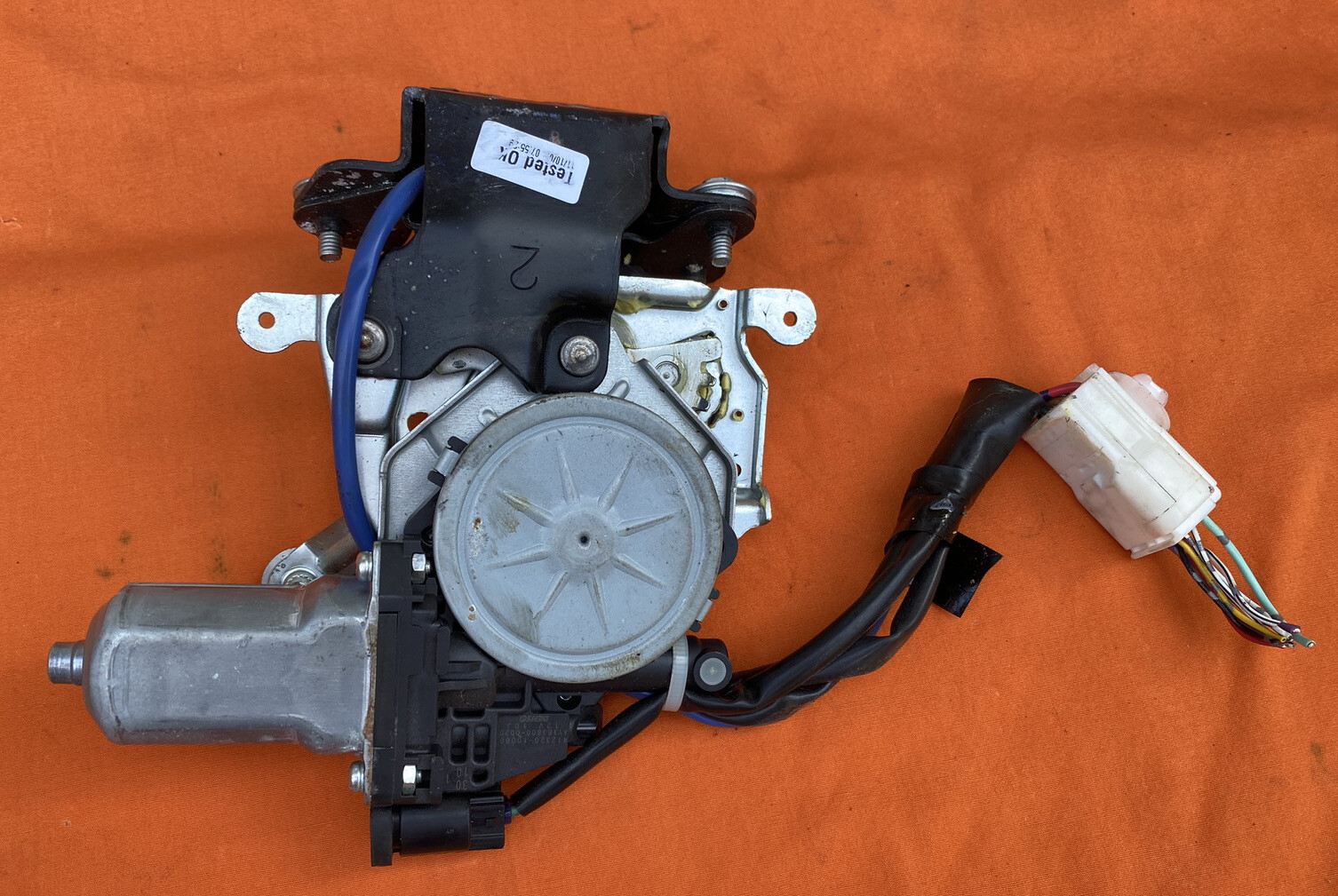 PartsFlow Neutral Safety Switch For 2004-2009 Lexus RX350