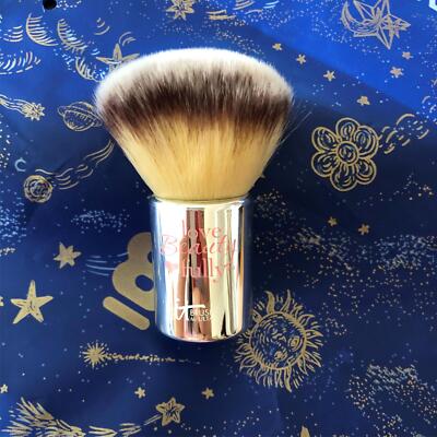 IT COSMETICS Ulta Love Beauty Fully Essential Kabuki powder Brush #207