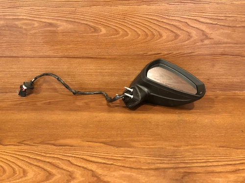 2015-2018 AUDI A3 SEDAN RIGHT SIDE DOOR VIEW MIRROR BLIND SPOT TURN SIGNAL OEM