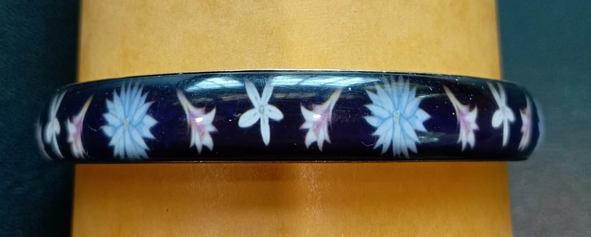 Bracelet Akha ancien en argent - diamètre int 5cm