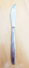 WORLD AIRWAYS - FLATWARE - UNDATED - FIRST CLASS - KNIFE