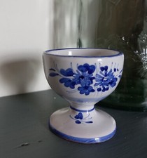 Ancien coquetier en faïence