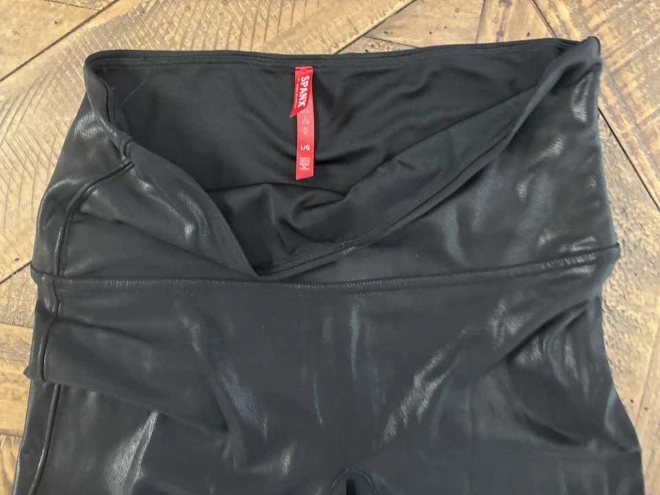 Spanx 2437 Women's Leggings, Size Large - Black Pre-Owned 040 - Image 3 of 4