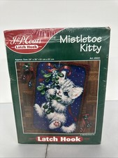 Vintage J & P Coats Latch Hook Kit Mistletoe Kitty 25531 New
