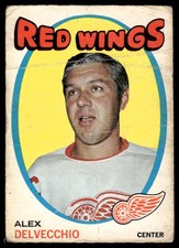 1971-72 O-Pee-Chee Alex Delvecchio Detroit Red Wings #37