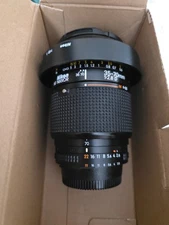 Nikon AF Zoom Nikkor 35-70mm 2.8 D  Wide Angle Zoom Lens Mint With Hood