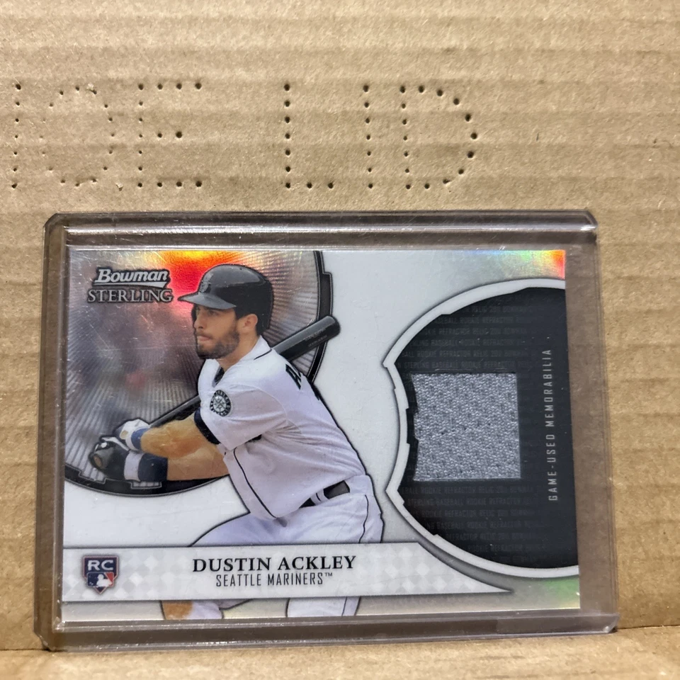 K220.626 - 2011 Bowman Sterling Rookie Relics #DA Dustin Ackley Foto 2 de 3