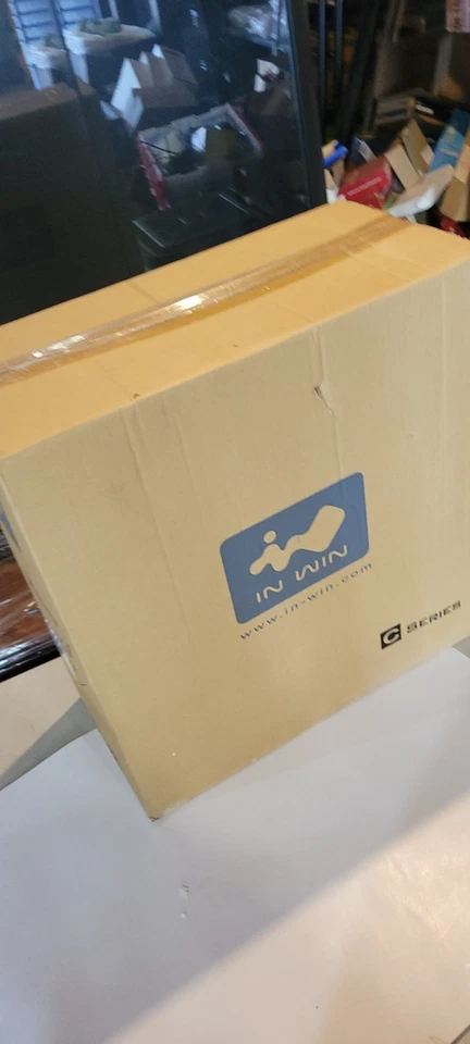 new vintage INWIN c series IW-C589T.CQ350TBL computer case - Image 2 of 4