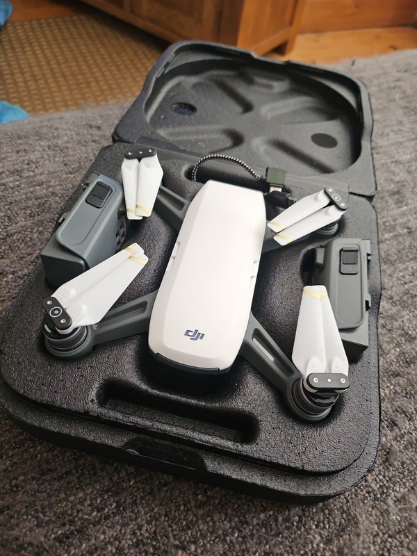 DJI Spark Drone Ready to Fly + 2 Batteries