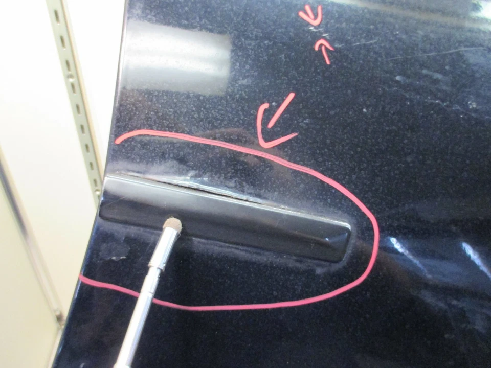 Porsche 944 1986 base 2,5 pasajeros guardabarros delantero moldeado (L041-negro) defectuoso Foto 3 de 4