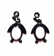 12 VINTAGE HAND PAINTED BLACK WHITE PENGUIN GOLD PLATED PENDANT BEAD CHARMS 5661