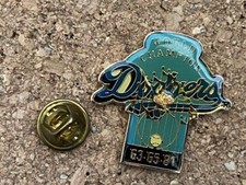 G9(01) PIN 'S BASEBALL SPORT USA CANADIAN +TEAM LOGO DODGERS WORLD CHAMPION 