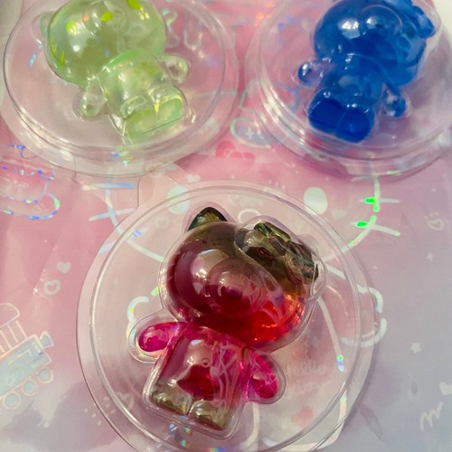 TOPTOY x Hello Kitty 50th Anniversary Blind Bag Figures Pack - Picture 3 of 6