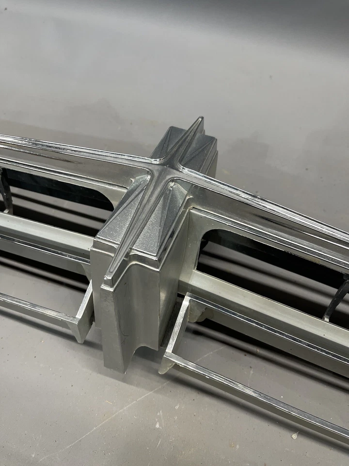 1964 Oldsmobile Starfire Jetstar Dynamic 88 98 Grille Ninety Eighty Eight Trim - Image 4 of 4